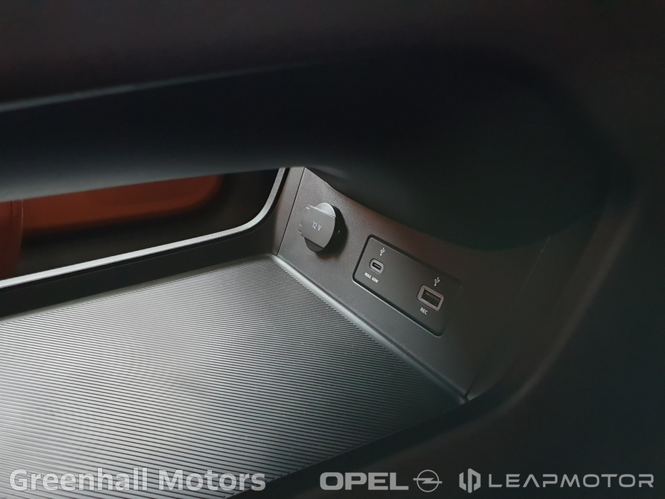 2026 Leapmotor C10 - image 22