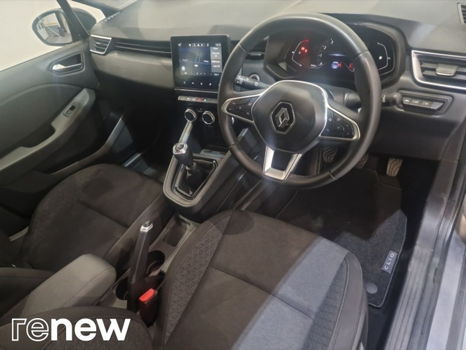 2023 Renault Clio TCe 90 DFull Evolution €15,595