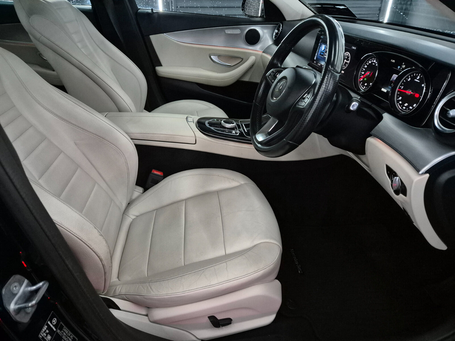2018 Mercedes-Benz E Class - image 10