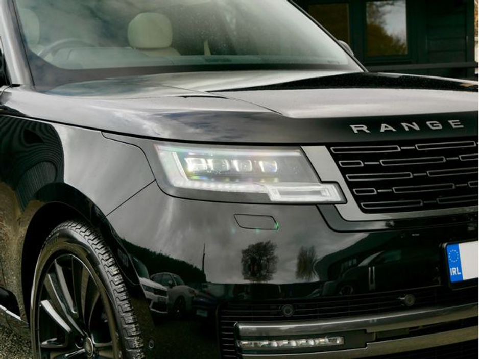 2023 Land Rover Range Rover - image 7