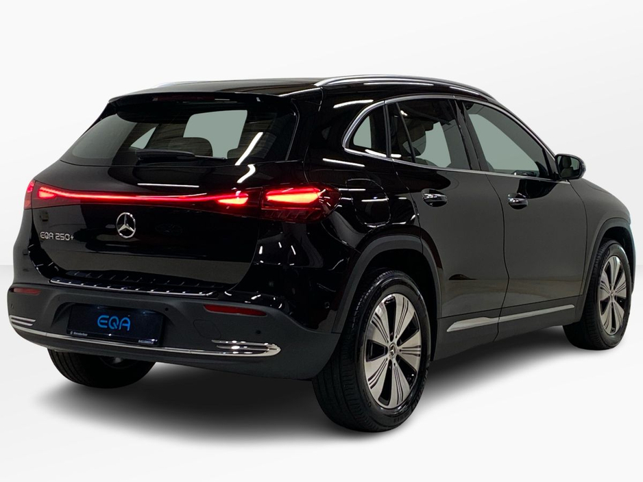 2026 Mercedes-Benz EQA - image 3