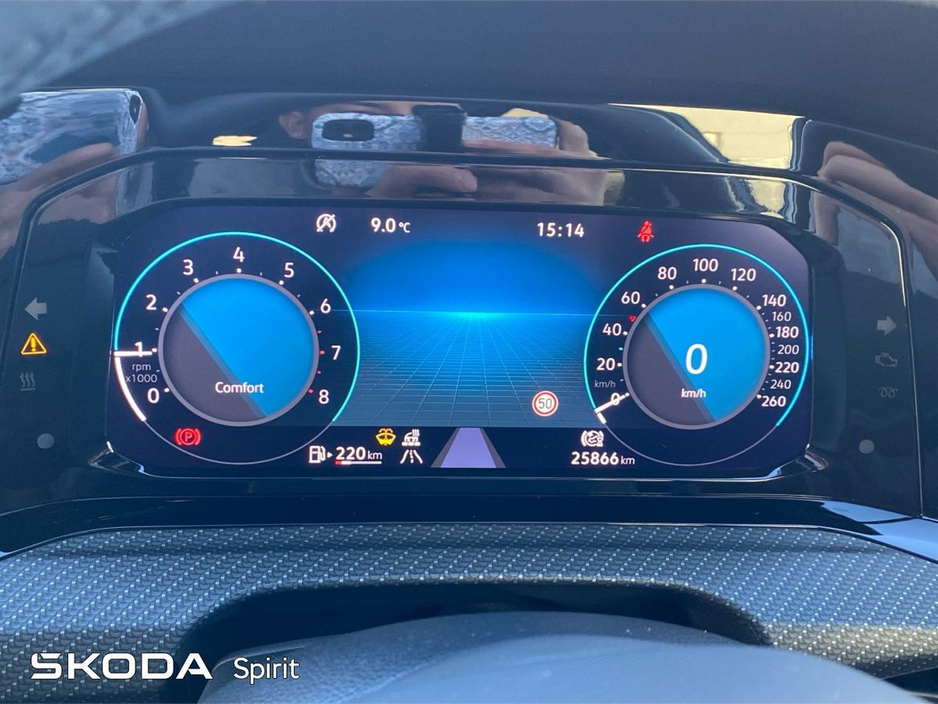 2023 Volkswagen Golf R-Line 1.5TSI 130bhp €31,950