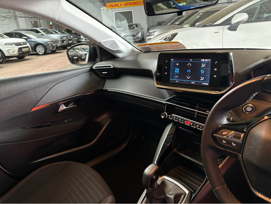 2023 Peugeot 208 - image 15