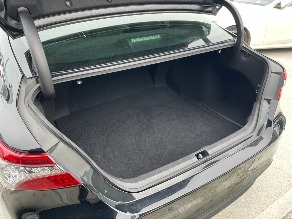 2021 Toyota Camry - image 7