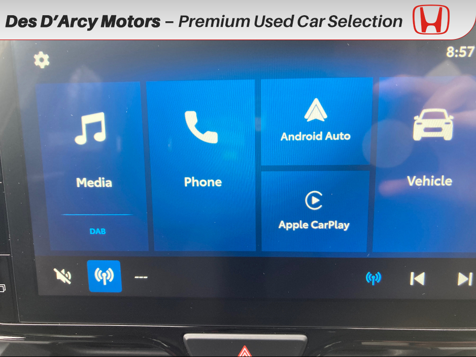 2024 Toyota Yaris - image 11