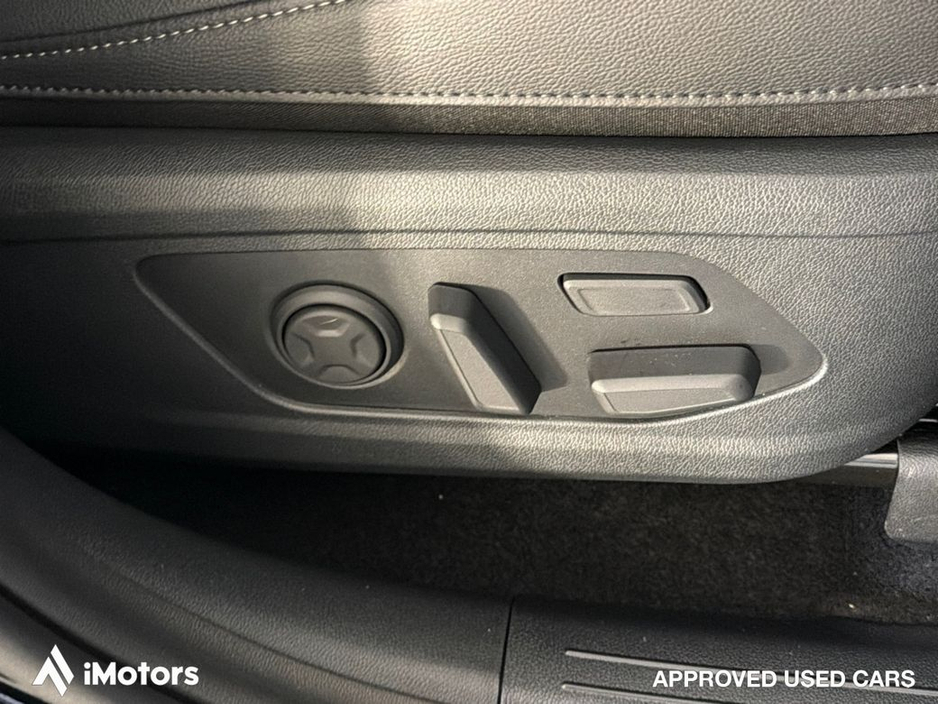 2025 Kia Sorento - image 23