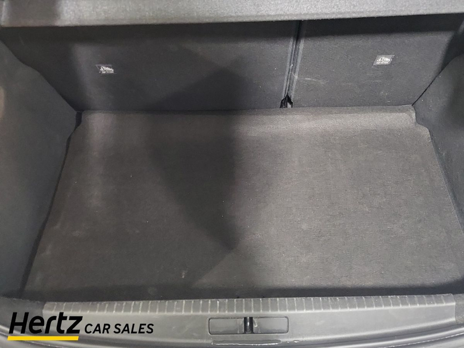 2023 Opel Corsa - image 17