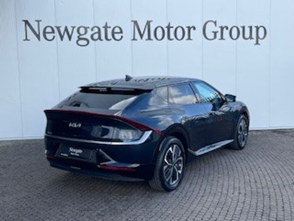 2023 Kia EV6 - image 7