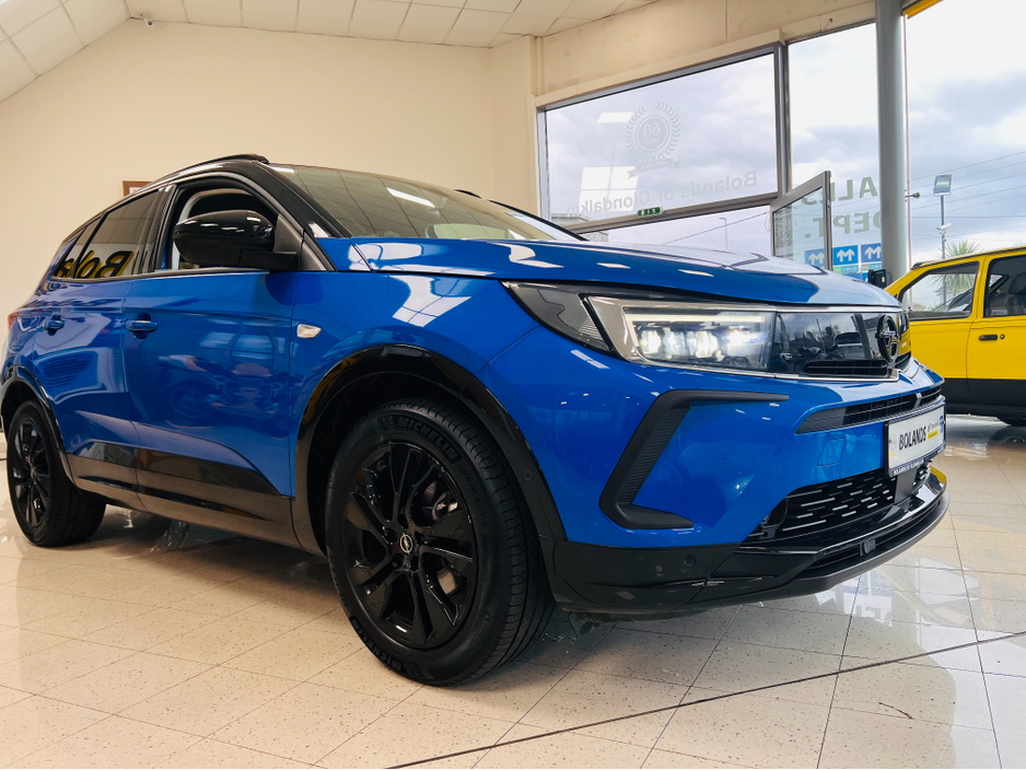 2023 Opel Grandland - image 19