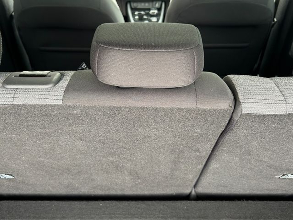 2023 Nissan X-Trail - image 12