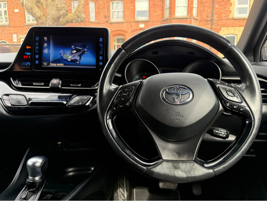 2018 Toyota C-HR - image 14