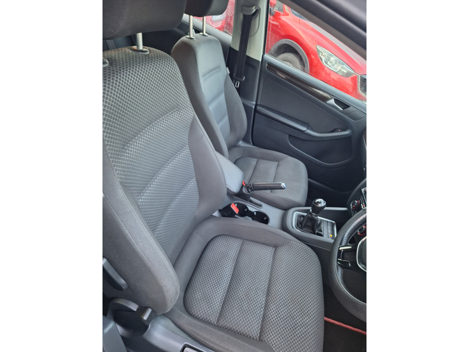 2015 Volkswagen Jetta CL 2.0 TDI MANUAL 5SPEED 110HP 4DR €9,995