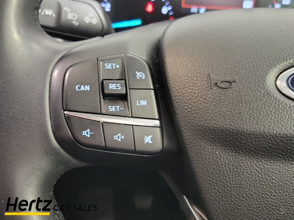 2023 Ford Focus - image 22