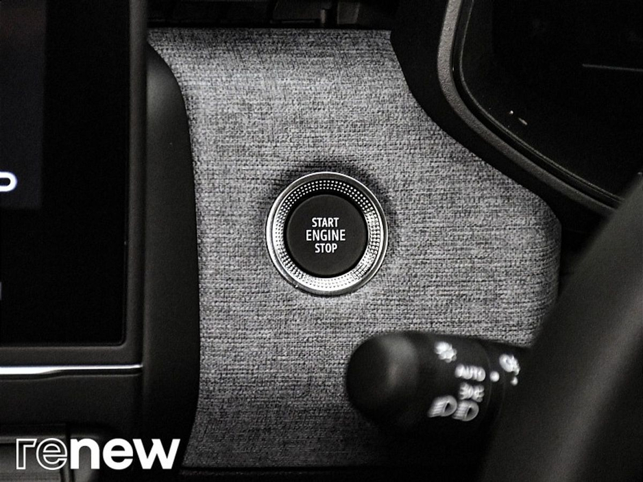 2025 Renault Clio - image 22