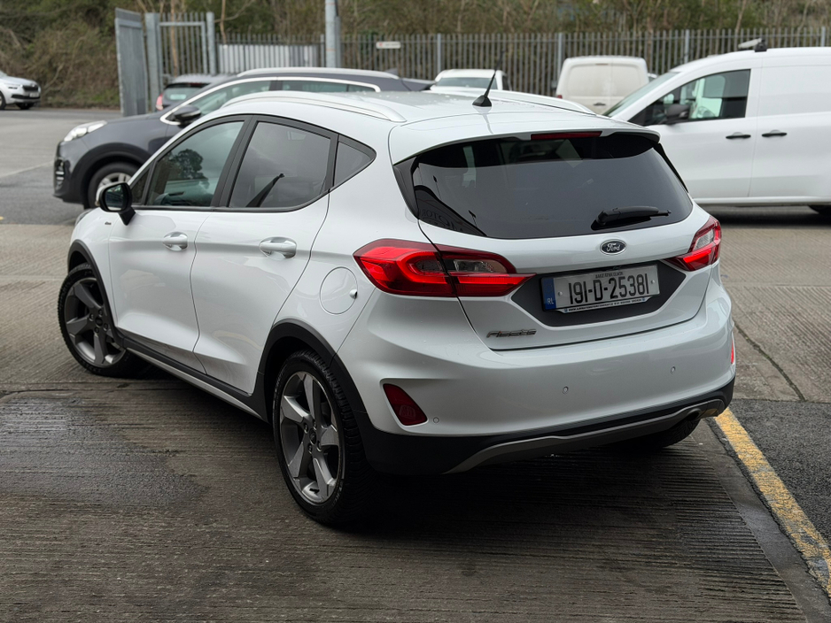 2019 Ford Fiesta - image 23