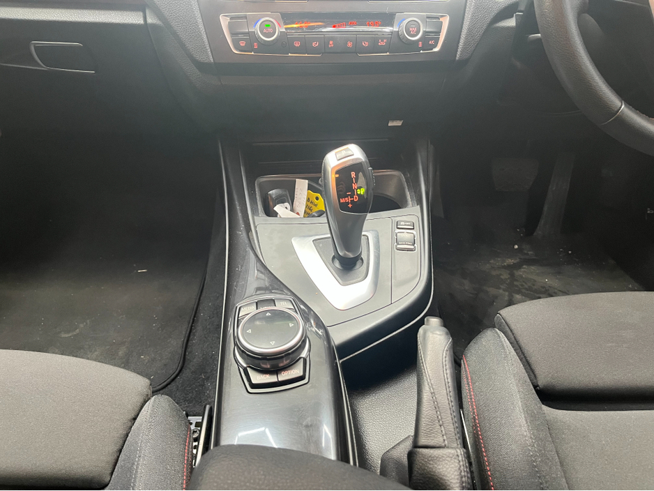 2014 BMW 1 Series - image 16