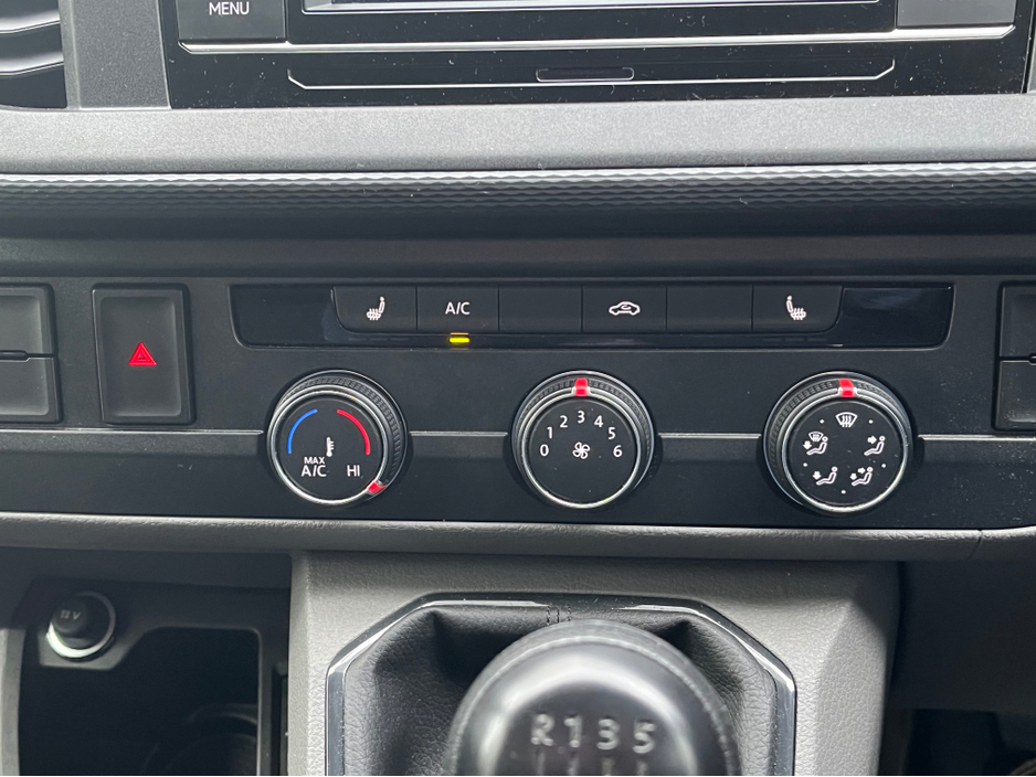 2024 Volkswagen Transporter T28 STARTLINE TDI P/V €25,950