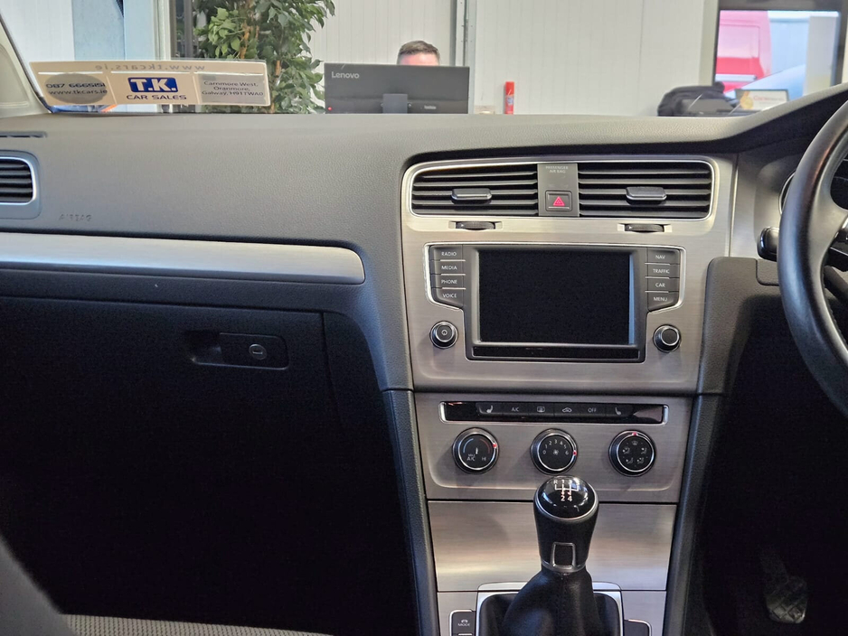 2016 Volkswagen Golf 1.6 TDI 5DR 110HP BlueMotion