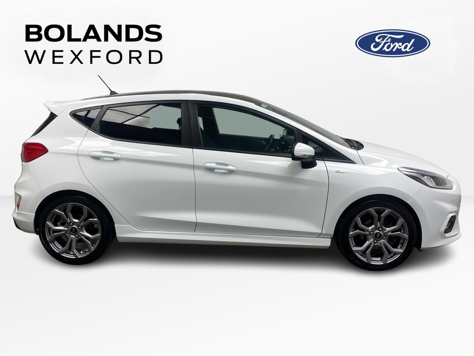 2019 Ford Fiesta - image 4