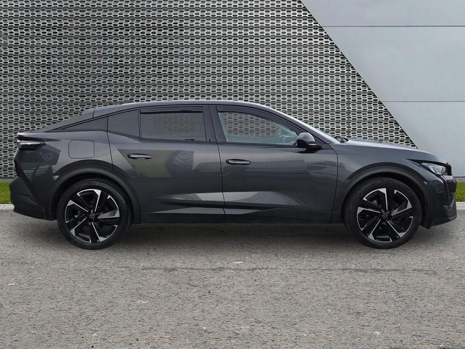 2023 Peugeot 408 - image 6