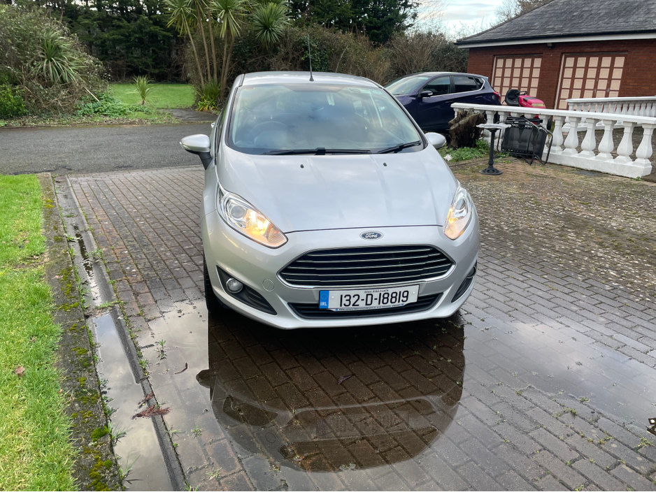 2013 Ford Fiesta 1.25 ZETEC 82PS 5DR ARGENTO €5,950