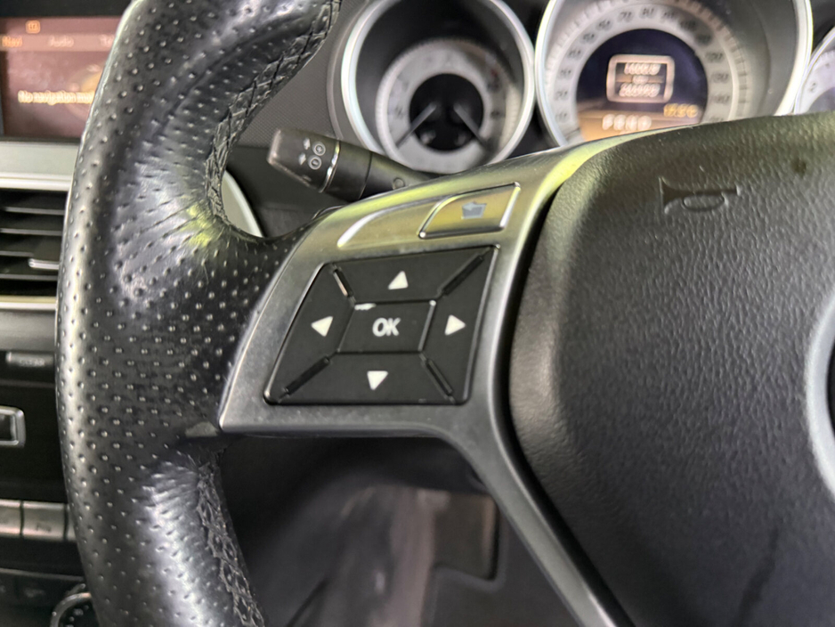 2012 Mercedes-Benz C Class - image 23