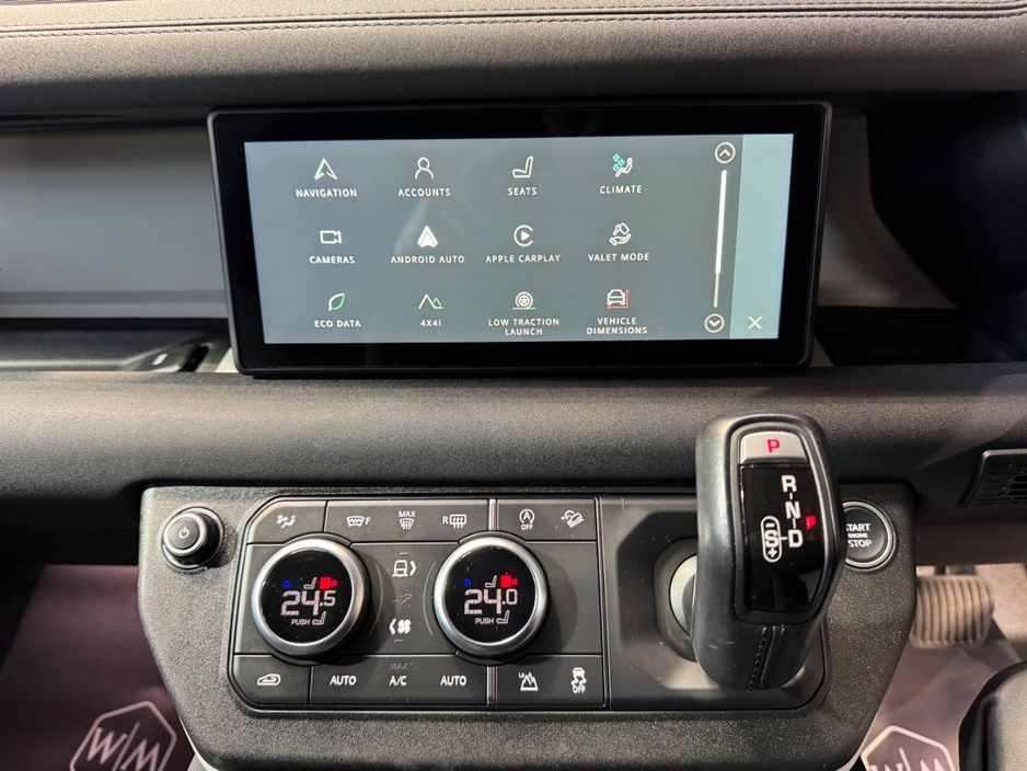 2021 Land Rover Defender - image 18