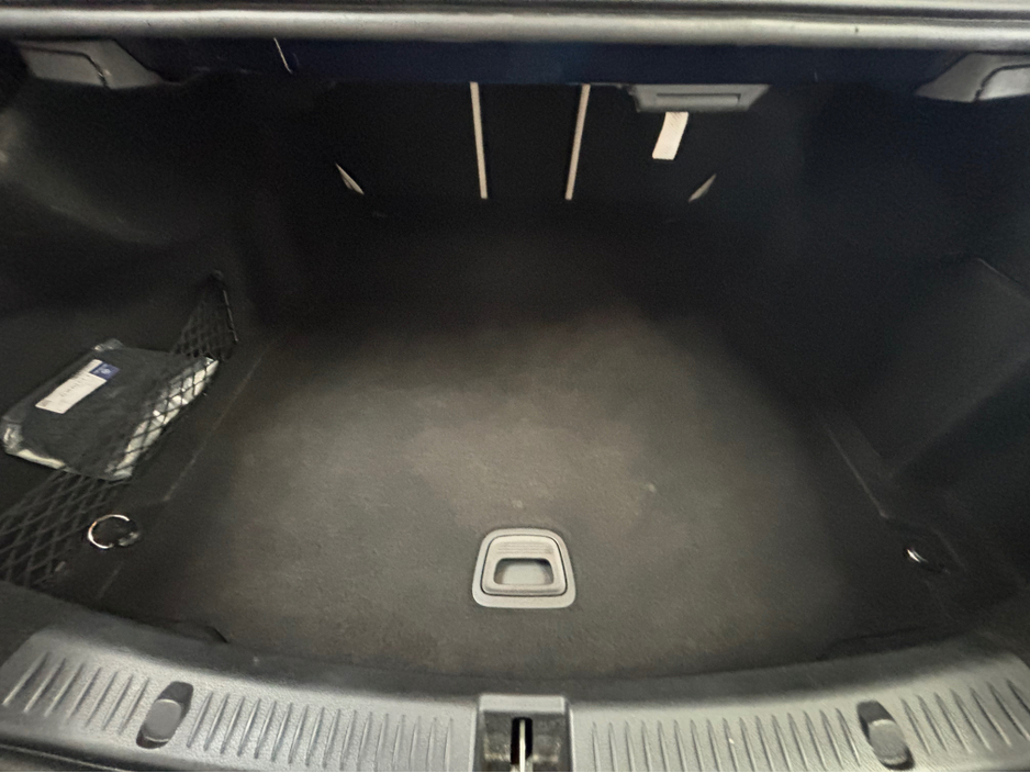 2017 Mercedes-Benz E Class *MERCEDES E220D* *HEATED CREAM LEATHER ELECTRIC SEATS* *AUTOMATIC* *AMBIENT LIGHTING* *REVERSE CAMERA* *PARKING SENSORS* *FINANCE AVAILABLE* *TRADE INS WELCOME* €22,950