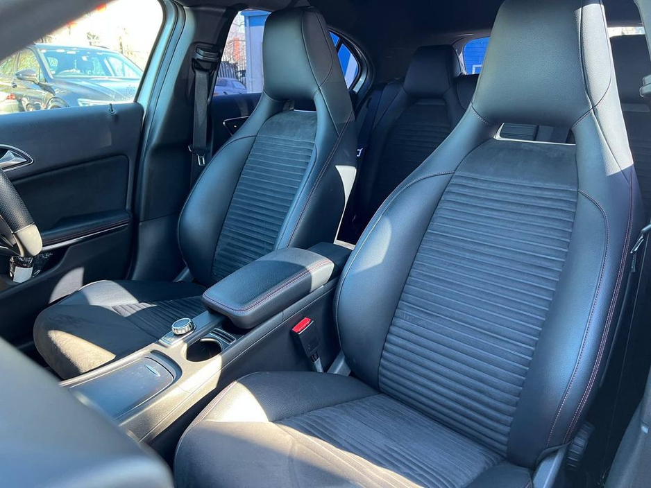 2013 Mercedes-Benz A Class - image 6