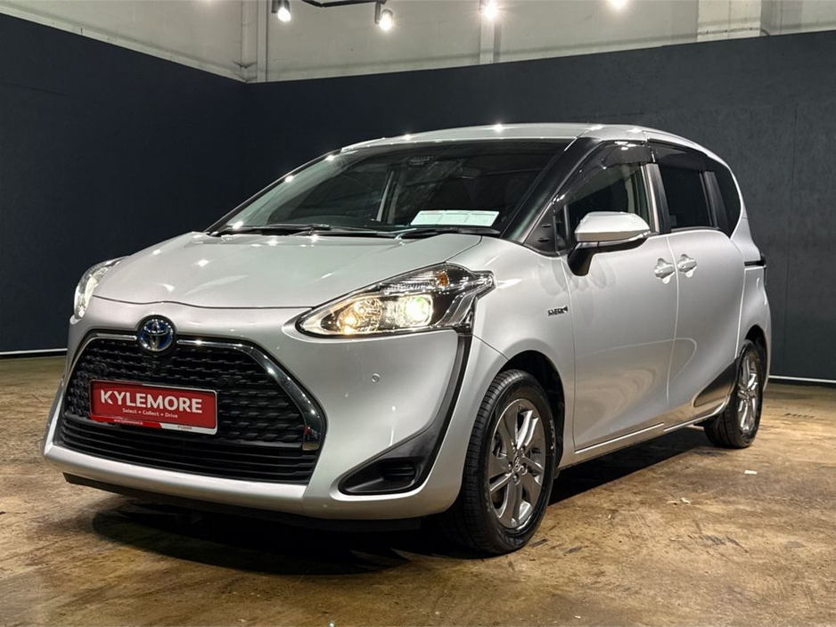 2020 Toyota Sienta - image 7