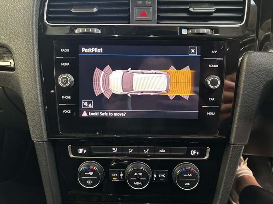 2017 Volkswagen Golf HIGHLINE 2.0 TDI MANUAL 6SPEED FWD 150 5 4DR €13,750