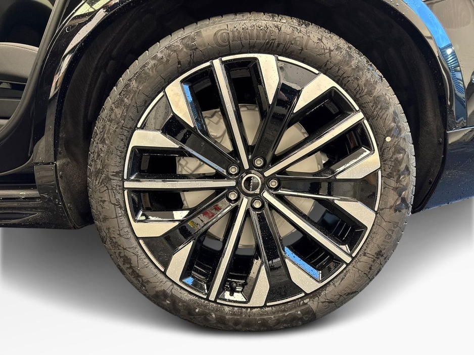 2026 Volvo XC90 - image 5