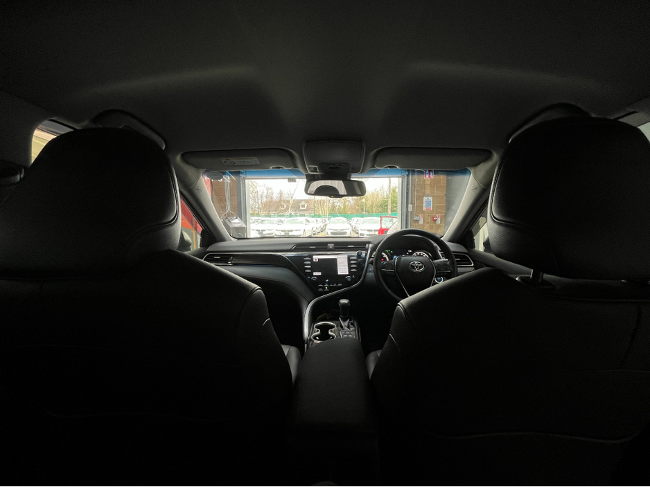 2019 Toyota Camry - image 16