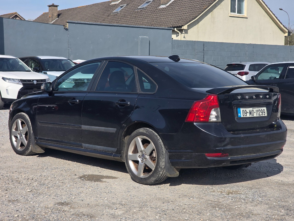 2009 Volvo S40 - image 5