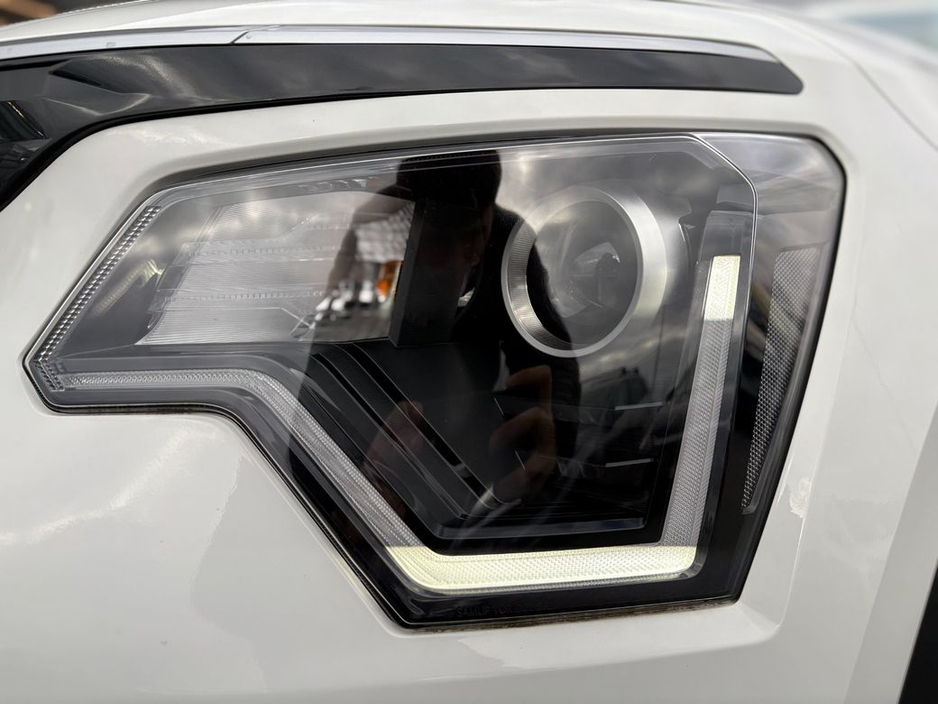 2025 Kia Niro - image 7