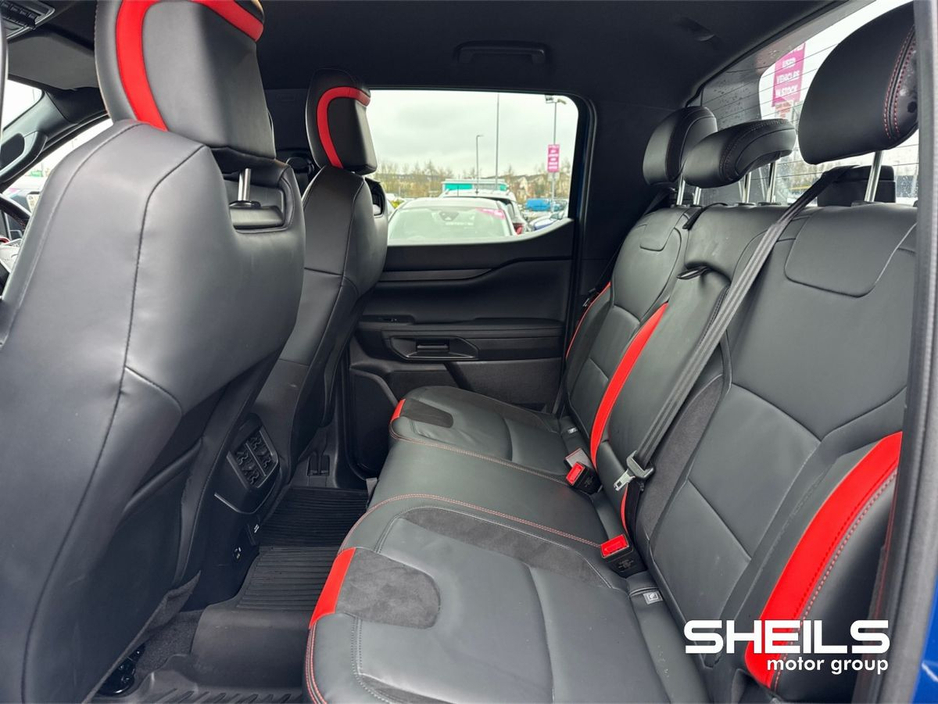 2025 Ford Ranger RAPTOR WITH RAPTOR PACK - LIGHTS & FRONT BAR €55,284