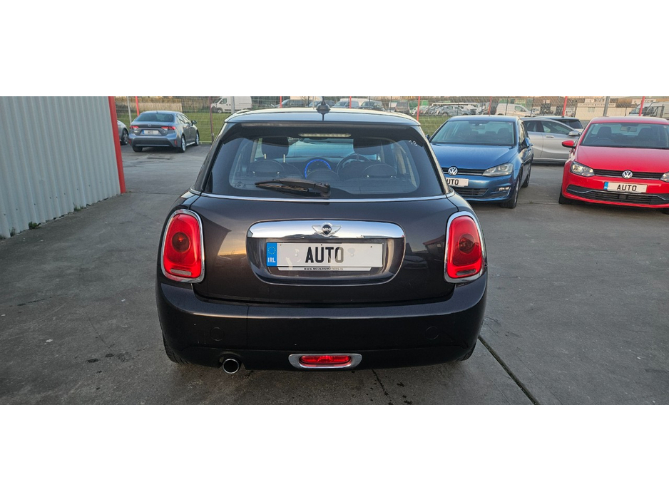 2016 MINI Cooper - image 12