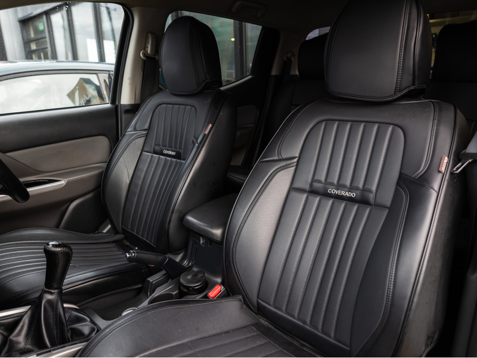 2019 Mitsubishi L200 SUPERCHARGER 17MY INTENSE 6MT CREWC 2.5 DID CR 4WORK CREWCAB 4DR €19,500