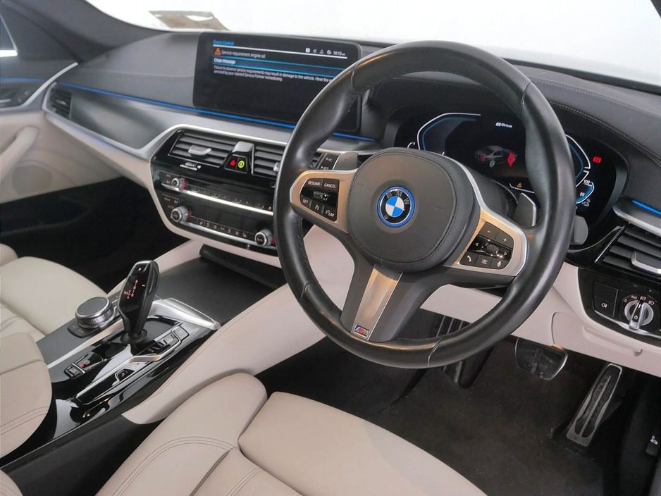 2023 BMW 5 Series 530e M Sport Saloon €46,900