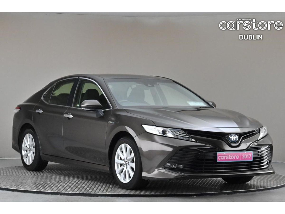 2017 Toyota Camry 2.5 HYBRID *PARK SENSORS*REVERSE CAM* €19,890