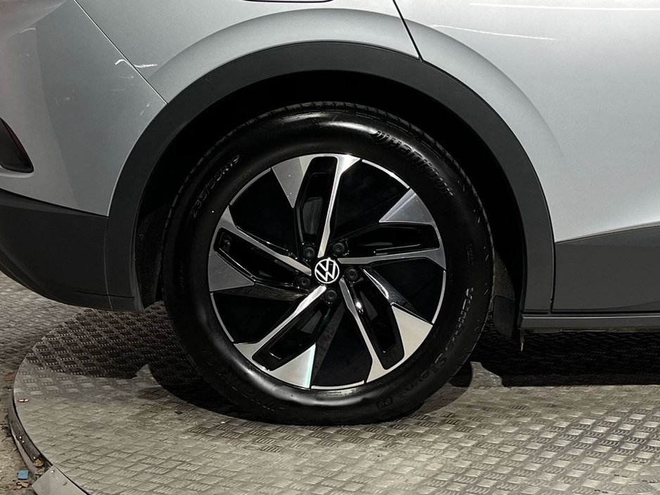 2021 Volkswagen ID.4 - image 10