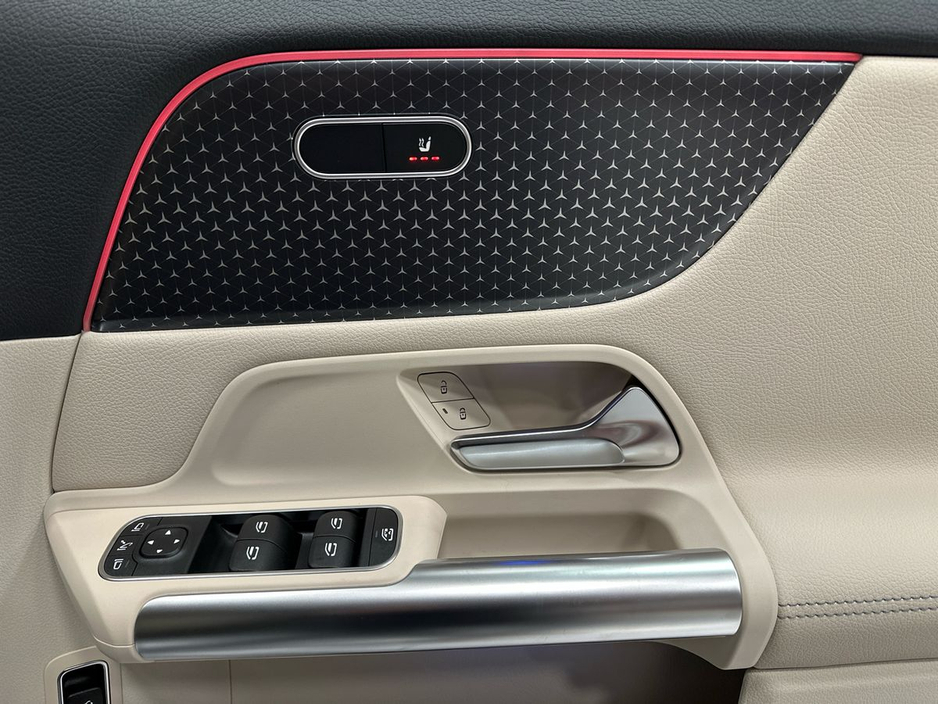 2025 Mercedes-Benz EQA - image 15