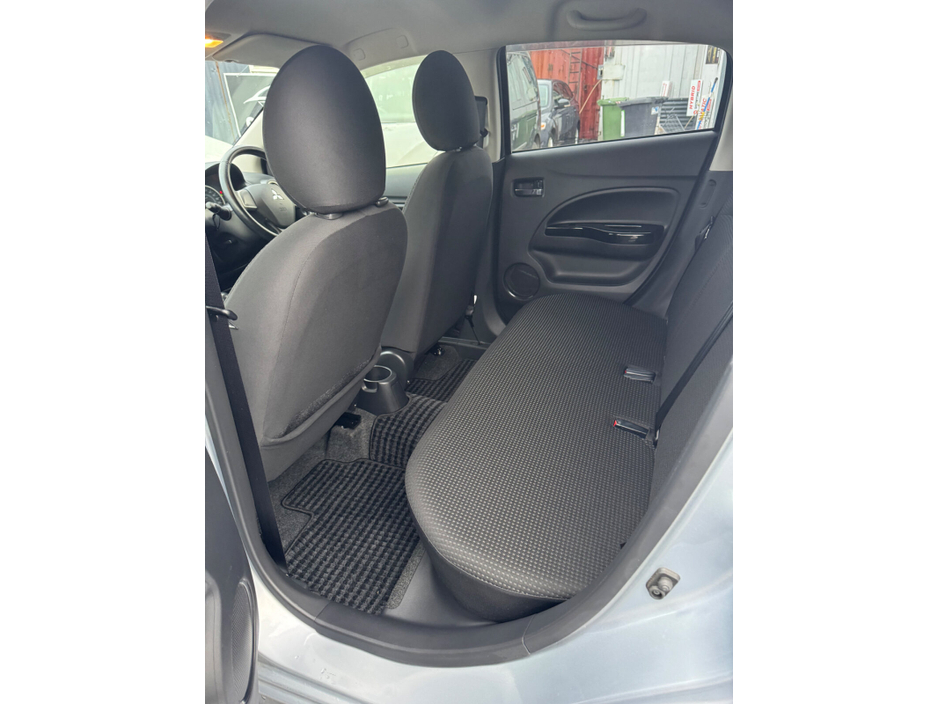 2015 Mitsubishi Mirage  €7,999