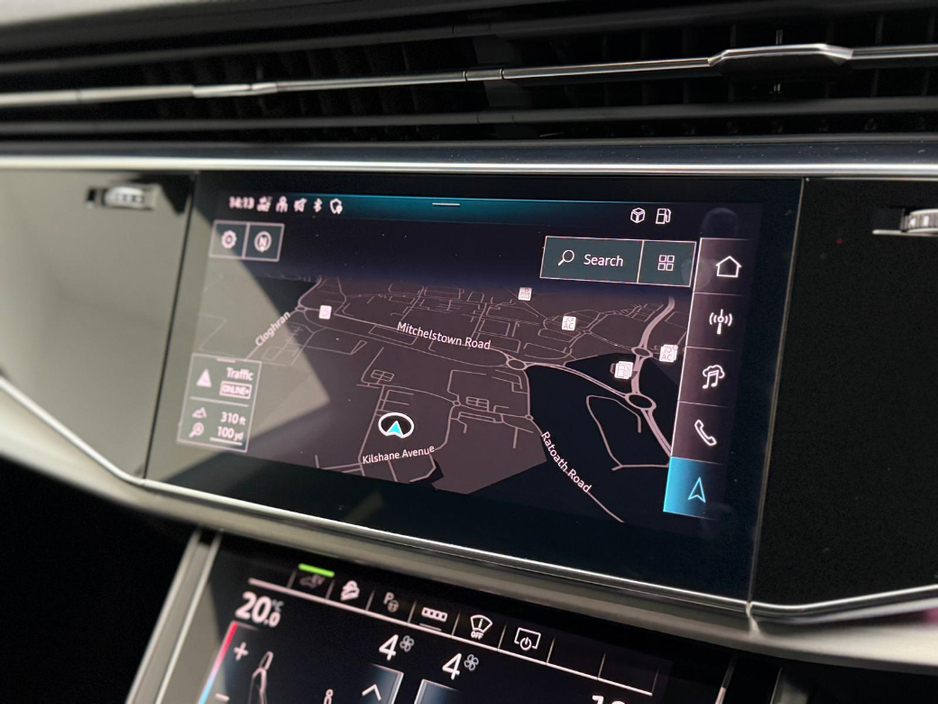 2025 Audi Q8 55 TFSI E S LINE 394HP QUATTRO €94,990