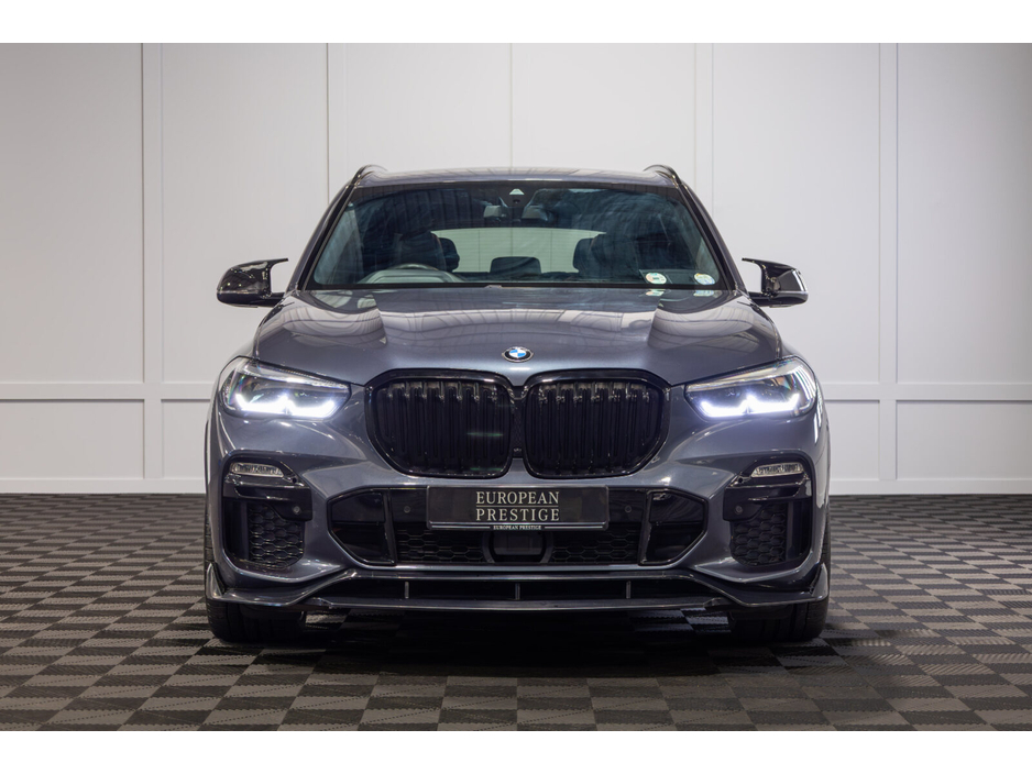 2021 BMW X5 - image 2