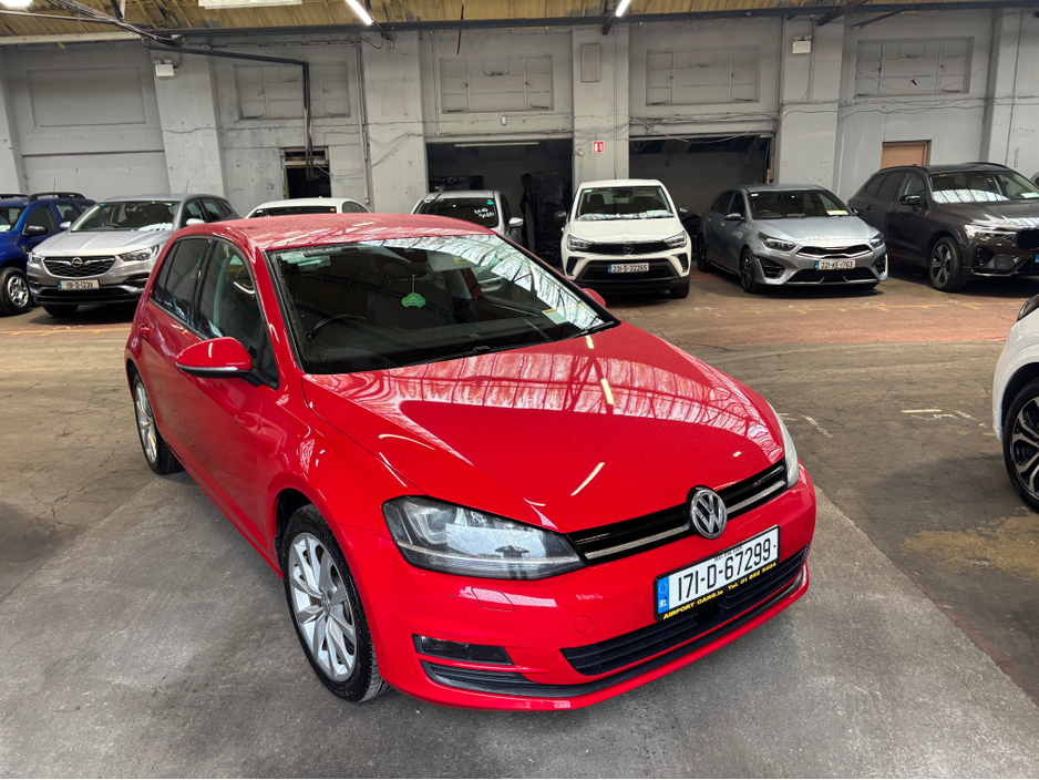 2017 Volkswagen Golf - image 17