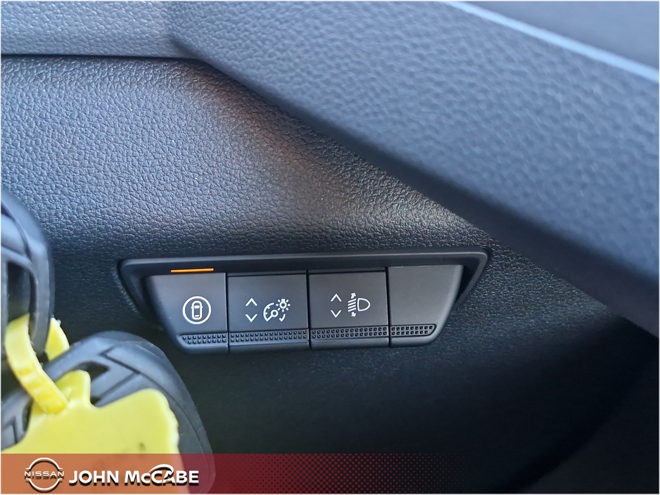 2026 Nissan Interstar - image 26