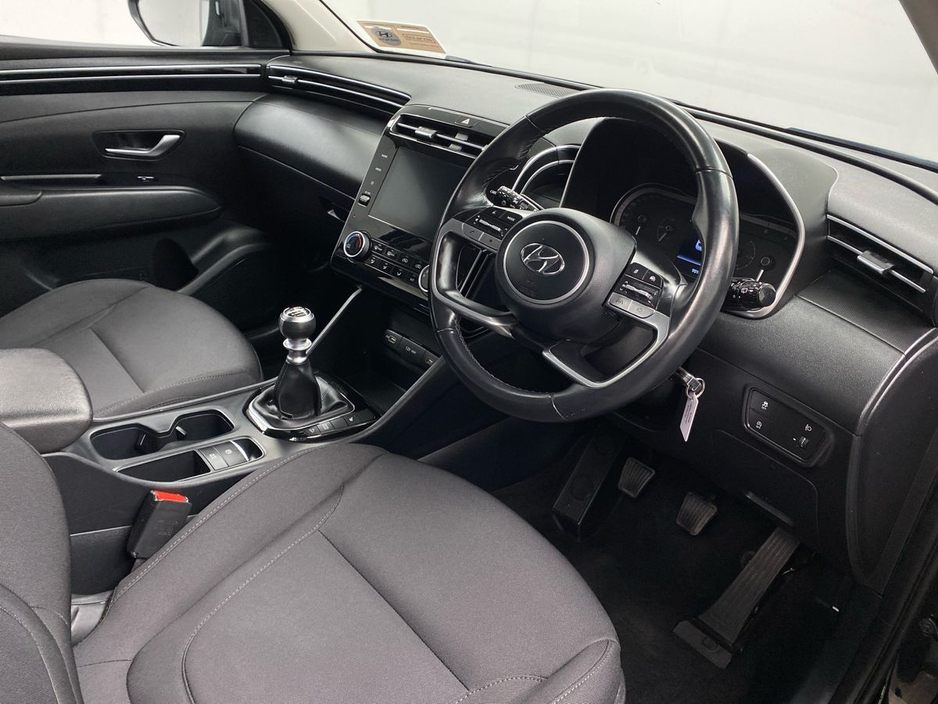 2022 Hyundai Tucson - image 7