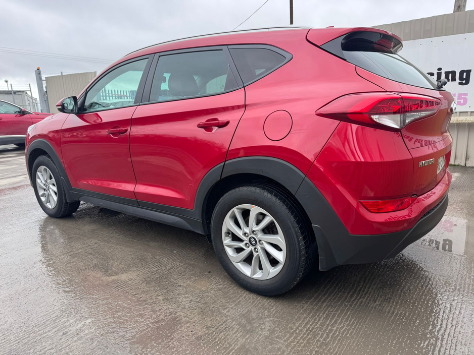 2018 Hyundai Tucson - image 4