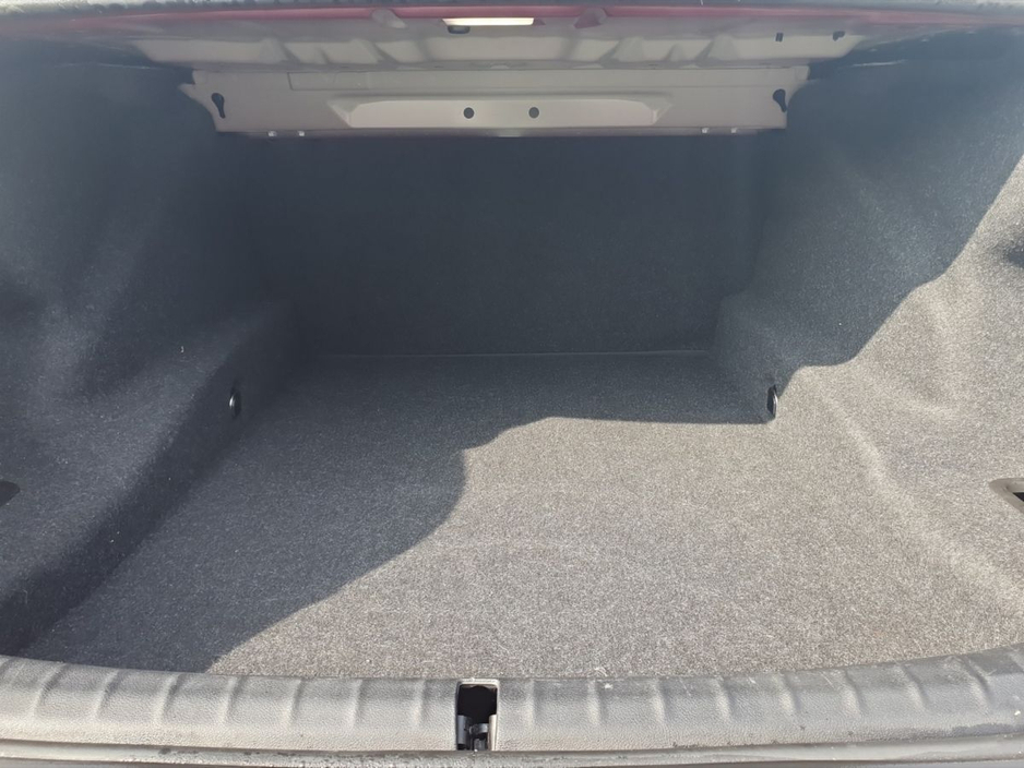 2023 BMW 5 Series - image 13